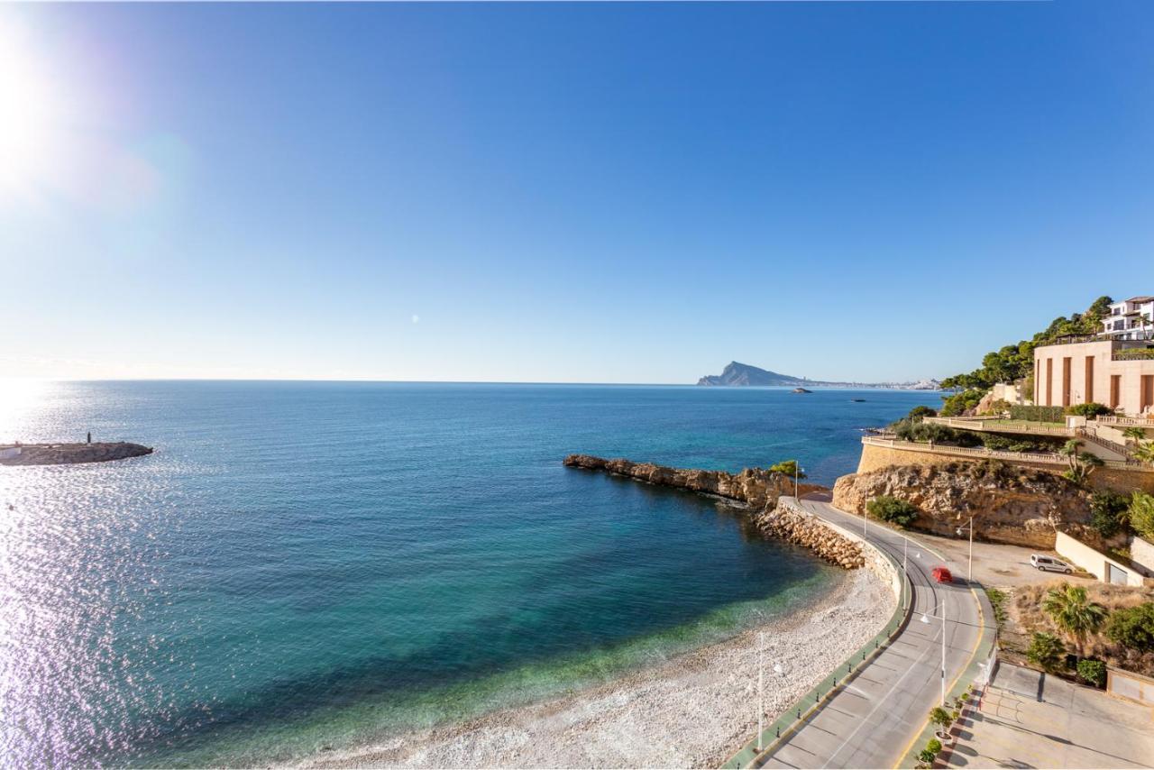 1St Line Mascarat Beach - Solarium Terrace & Pool Altea Extérieur photo